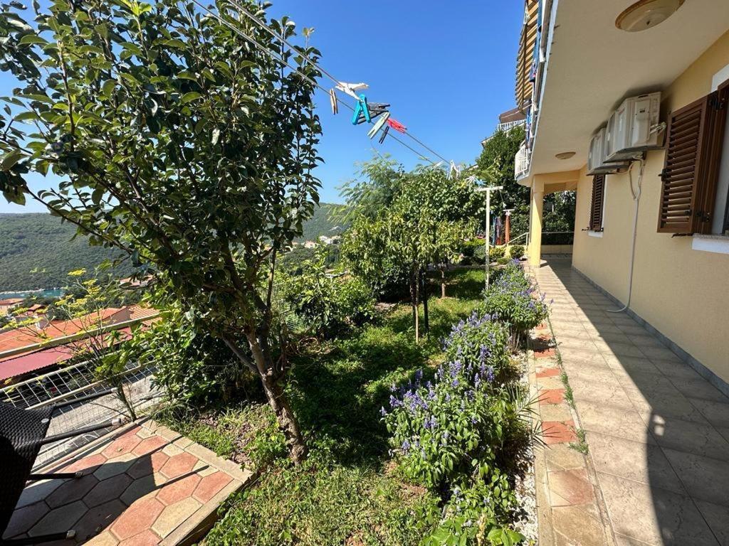Apartmani Stella Rabac Εξωτερικό φωτογραφία